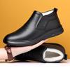 Chaussures d'hiver chaudes en coton pour hommes Nouveau designer Hautes Antidérapantes Cuir Mode Masculine Noir Décontractées Chaussures de Conduite Homme