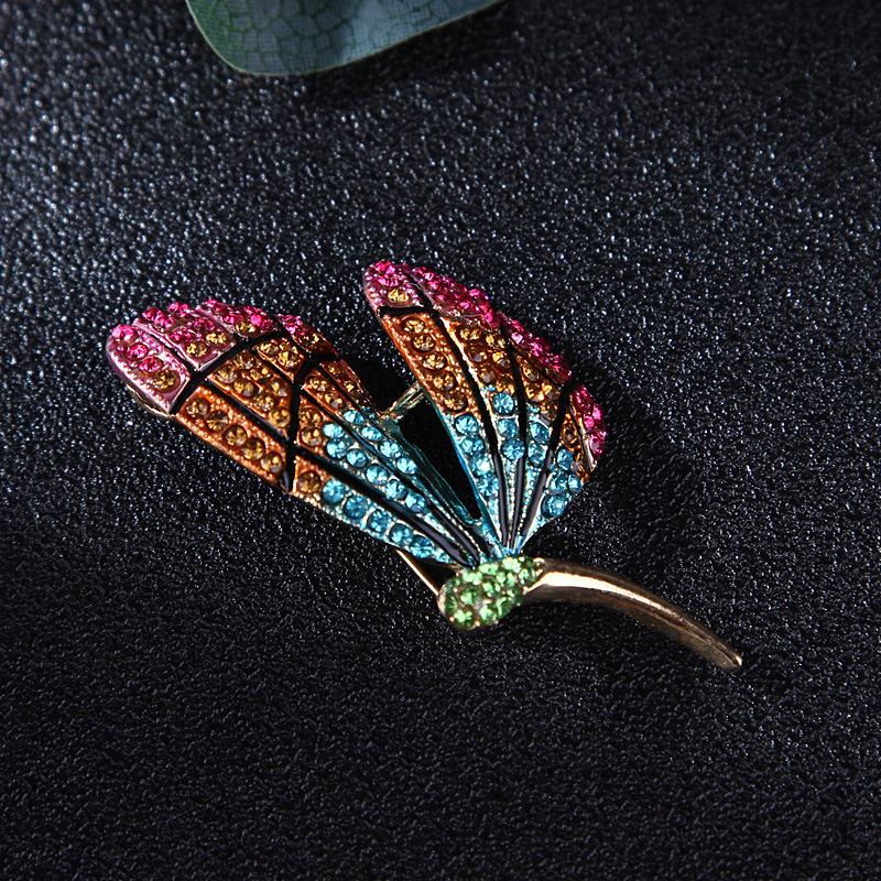 Brooch Jewelry Personalised Fashion Alloy with Diamonds Butterfly Brooch Female Accessories Sober and Fashionable Clothing Accessories