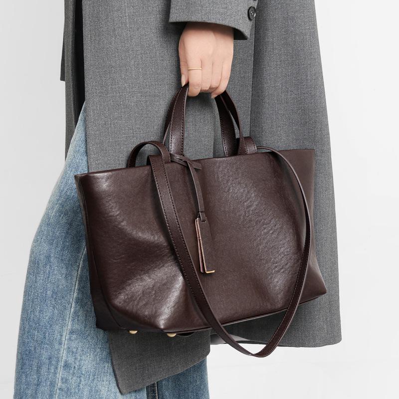 New Women's Genuine Leather Large Capacity Retro Tote & Crossbody Bag