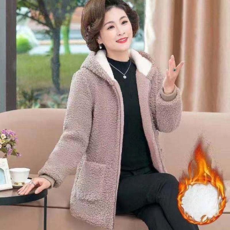 Mother's Winter Coat, Fashionable Middle-aged Women's Autumn and Winter Velvet Thickened Fleece Coat, Large Size Hooded Cotton-padded Jacket