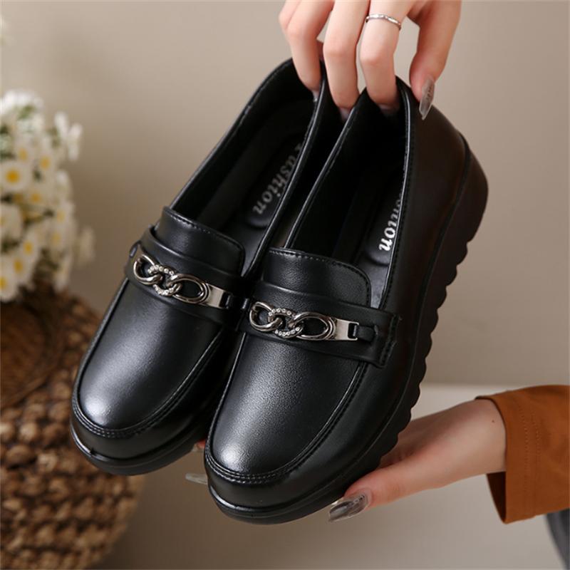 Nowe Wiosenne Mokasyny na Miękkiej Podeszwie Antypoślizgowe Buty Codzienne Damskie Wygodne Buty do Pracy Modne Klasyczne Codzienne Skórzane Buty dla Mamy