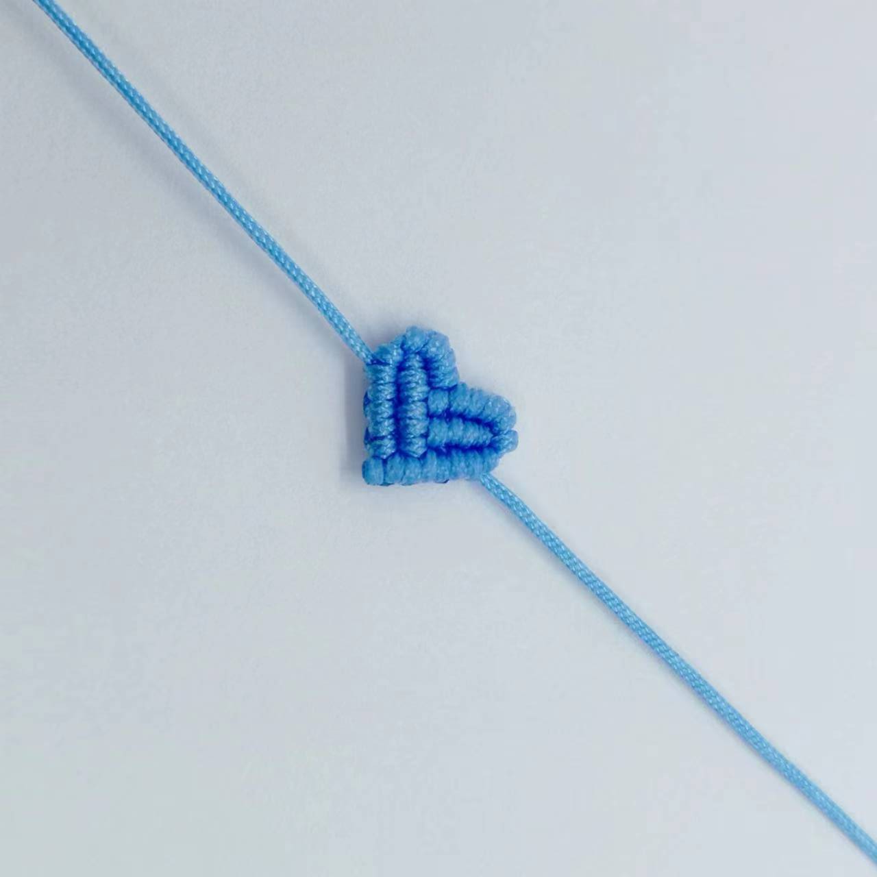 

Handiwork Hand Knitting Peach Heart-Shaped Lucky Red Rope Bracelet Adjustable Women Bestie Charm Simple Men Couple Lovers Gift 16-28cm