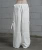 ETRE AU SOMMET Belted Two-Pocket Cutline Oversized Pants (White)