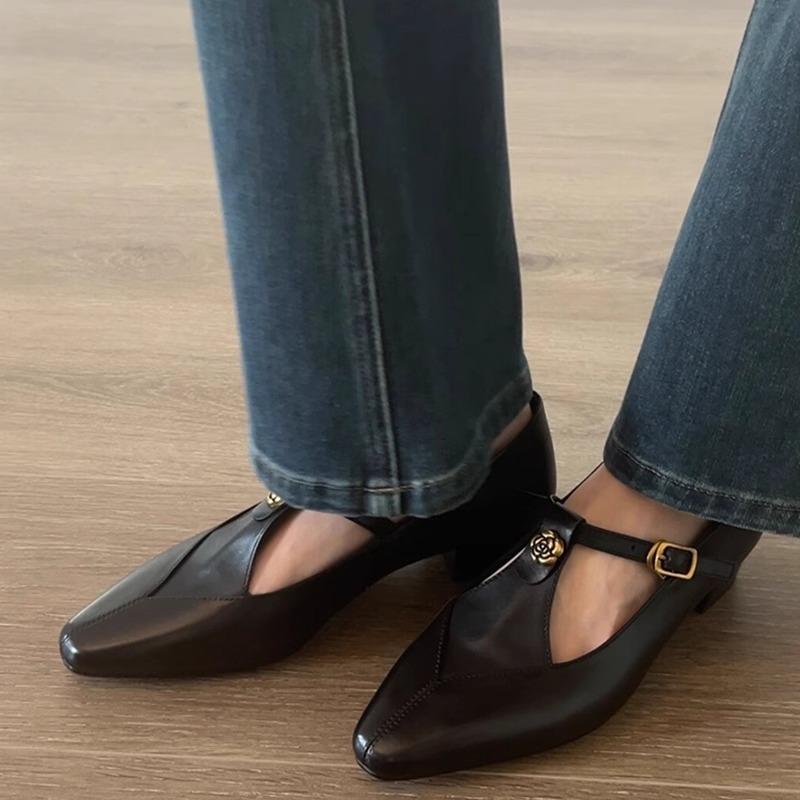 2025 New Women Mary Jane Shoes Retro Camellia Chunky Heel Hollow Out Single Shoes for Commuting Buckle