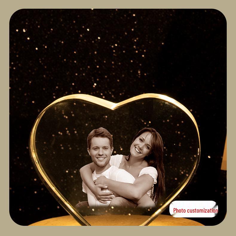 3D Crystal Engraved Photo Ornaments for Couples - Creative Festival Gifts