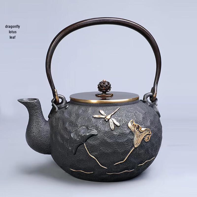 Baicheng Dao Ceramic Teapot with Dragonfly and Lotus Design