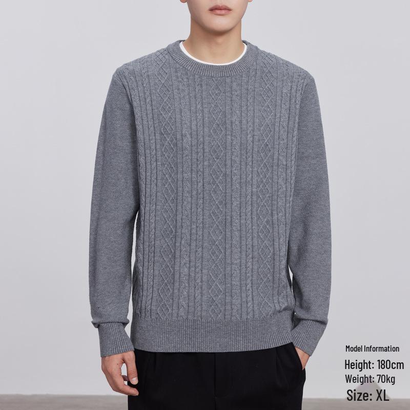 Men's Grey Cable Knit Pullover: 2024 Autumn/Winter, Round Neck, Slightly Loose, Long Sleeve Knitwear.