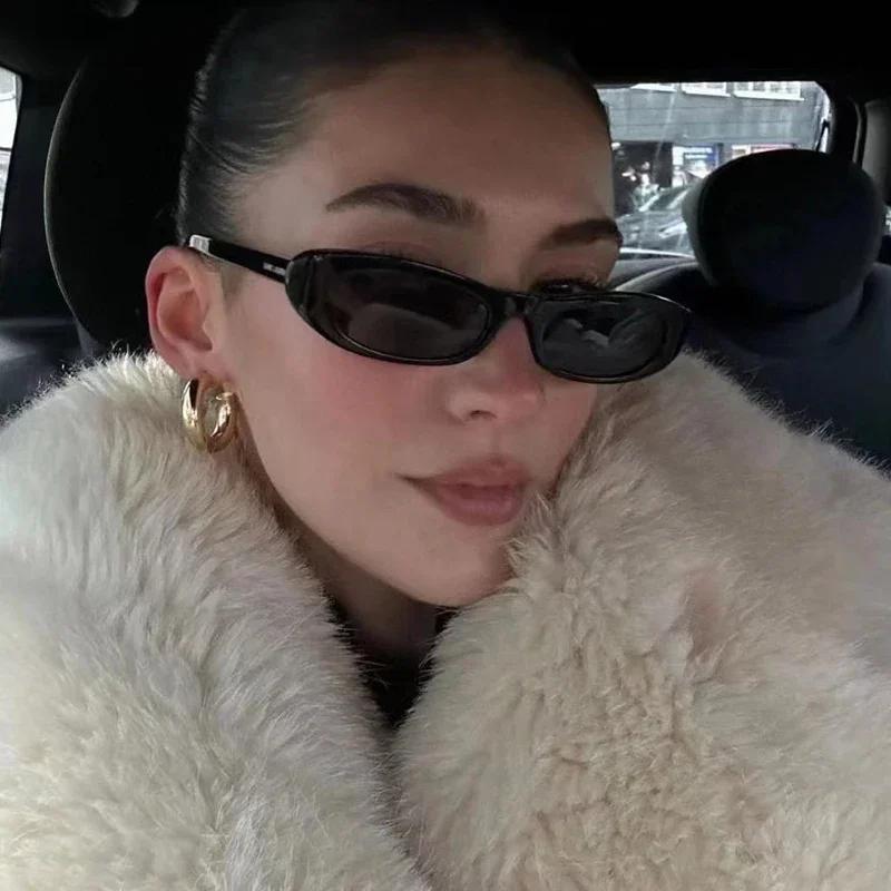 New Retro Oval Frame Sunglasses Personalized Small Frame Trend Versatile Street Shooting Sun Glasses Female