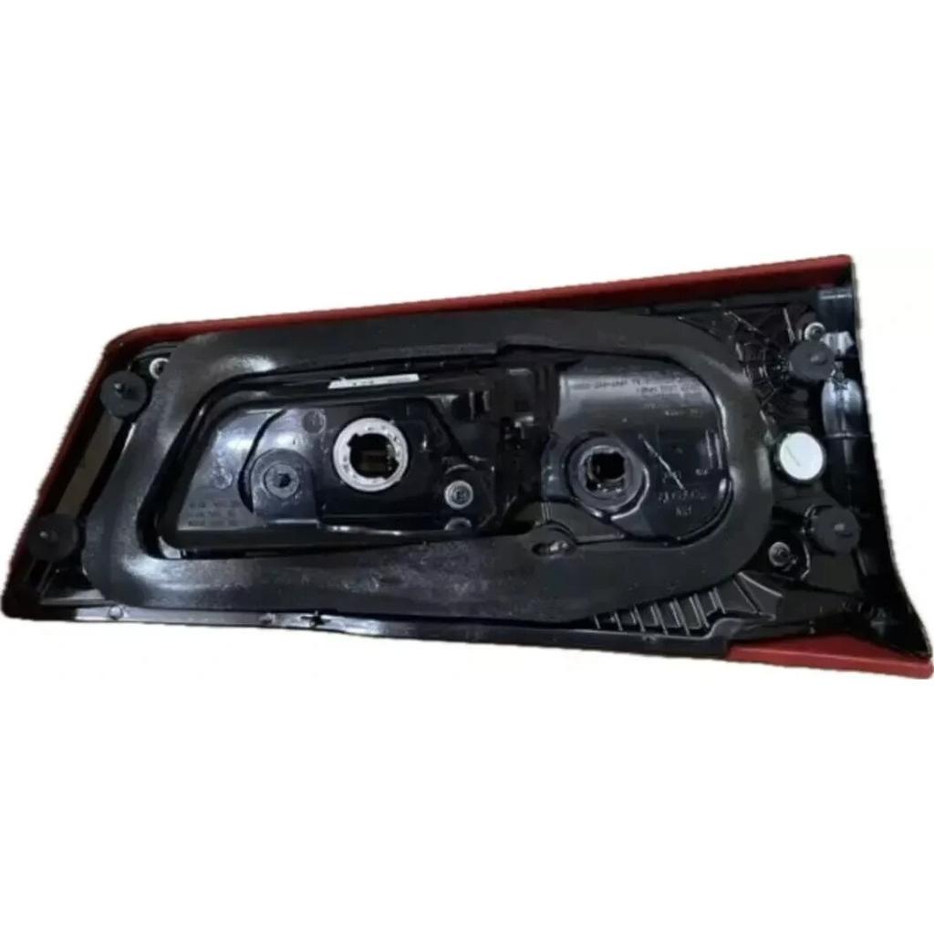 Taillight/Dicky light assembly For Toyota Innova CRYSTA 2016 Present PAIR