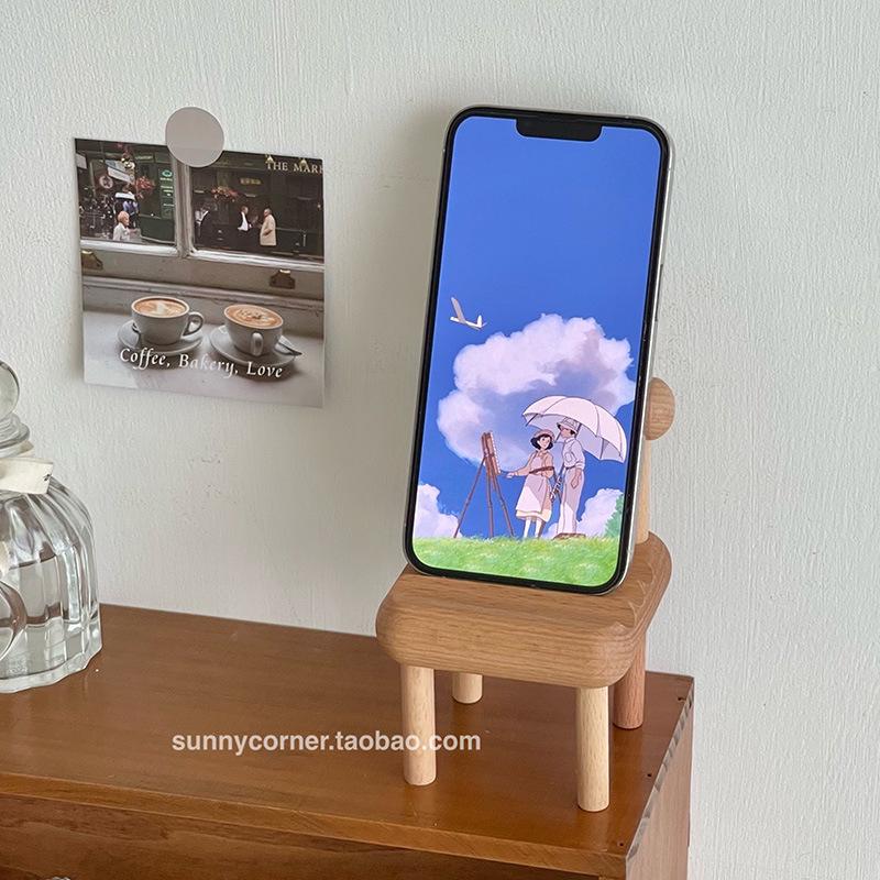 Creative Wooden Phone Holder & Desktop Ornament Stand