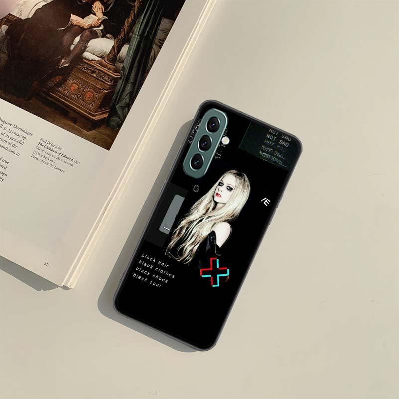 Singer Avril Lavigne Phone Case for Samsung A54 A14 A24 A34 A17 A37 A57 A55 A35 A25 A15 A07 A05S A04S A12 A22 A32 A52S A72 Galax