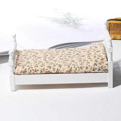 1:12 Miniaturní bílý domeček pro panenky Nábytek do ložnice Postýlka pro panenky