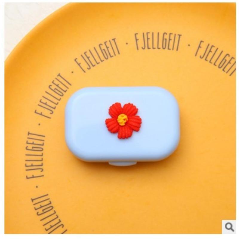 1pc Ins Letter Print Contact Lens Case Contact Lens Companion Box Beauty Eye Box Portable Contact Lens Box with Mirror Tweezers