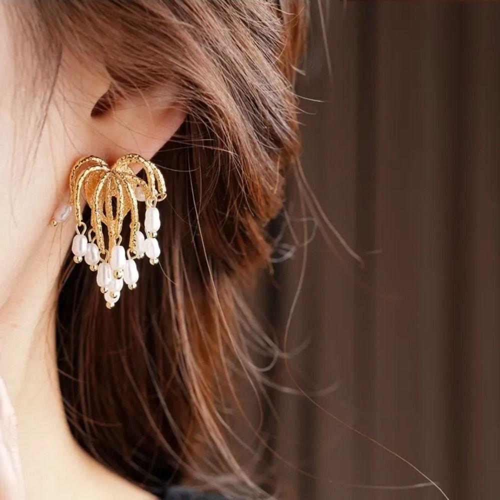 Irregular Metal Flower Earrings Vintage Exaggerated Earrings Pearl Tassel Earrings  Women