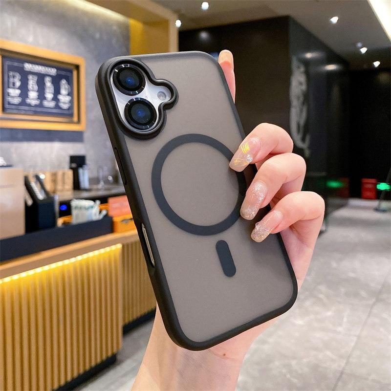 

Матовый магнитный чехол Magsafe Translucency для iPhone 16 15 14 13 12 11 Pro Max Plus, прочный противоударный чехол для беспроводной зарядки iPhone 11 чёрный