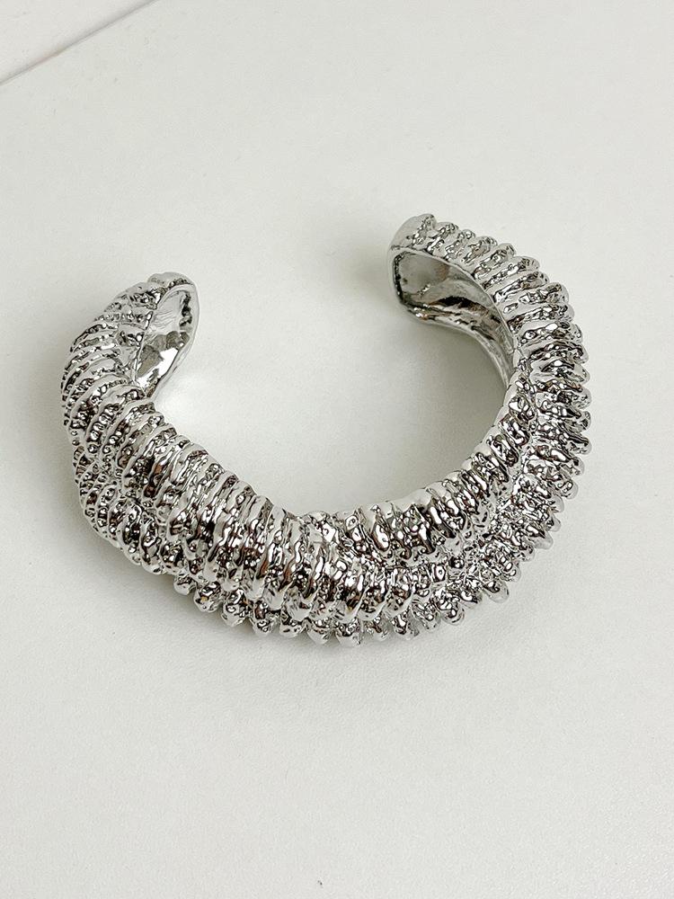 Vintage Hyperbole Irregular Metal Lava Textured Open Rings for Women European American Chic Exquisite Party Jewelry Accessory