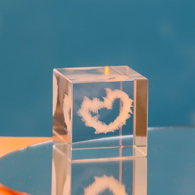 

4 /5cm Healing Crystal Square Ornaments Creative Heart Cloud Spiritual Healing Decor with Natural Aesthetic for Home Decor Gifts 4cm