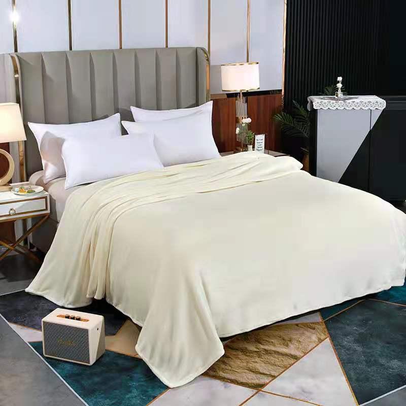 Solid Color Flannel Coral Fleece Blanket - Suitable for Air Conditioning, Naps, Gifts, Sofa Throws.