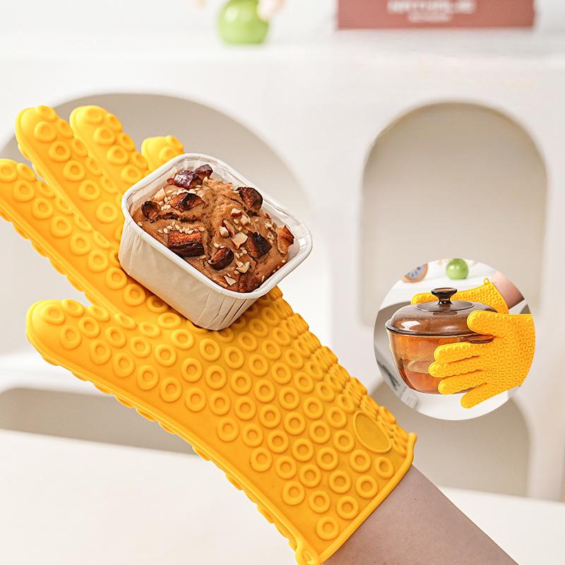 Silicone Heat-resistant Gloves Thickened Waterproof, Anti-skid Heat-insulating Material Kitchen Specific Gloves for Home Baking