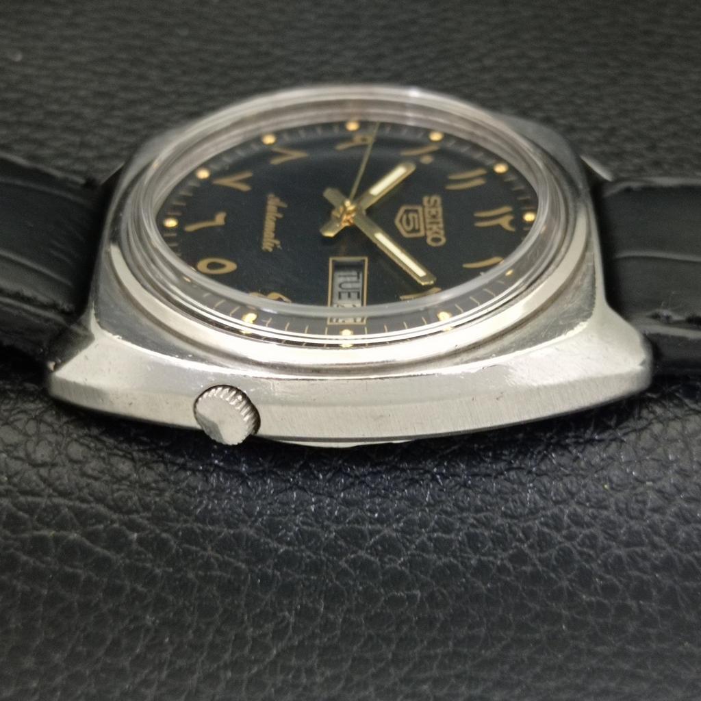 AUTOMATIC 7009A VINTAGE SEIKO 5 JAPAN MENS ARABIC BLACK DIAL WATCH A701617-5