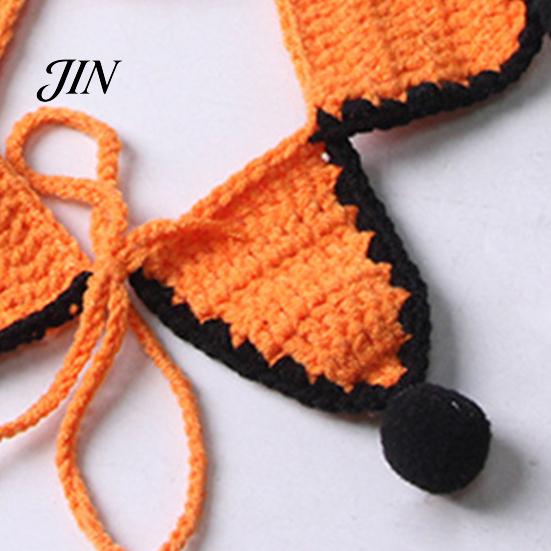 Five-pointed Star Pet Bib Knitted Bib, Handmade Shape Cat Crochet Lightweight with Black Pom-poms for Cats Small Dogs Halloween Outfit Non-tightening