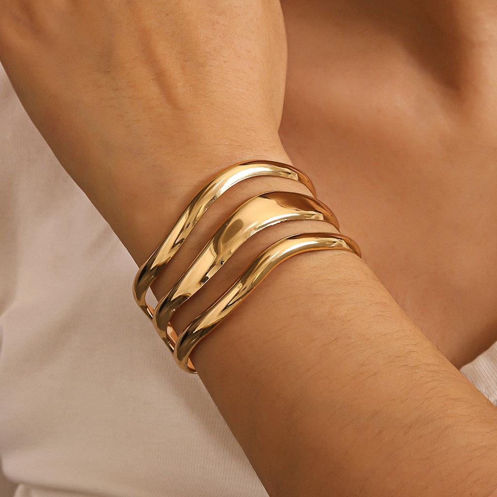 European and American Popular Bracelets, Minimalist Personality, Multi-layer Hollow Opening Arm Ring, Sand Chain Pattern Bracelet, Cross Bracelet.