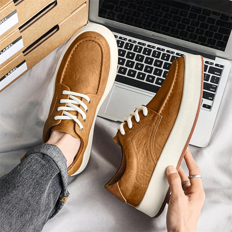 New Brown Casual Shoes Classic Frosted Leather Men Soft Loafers Men Flats Comfortable Driving Shoes Lace Up Loafers Moccasins
