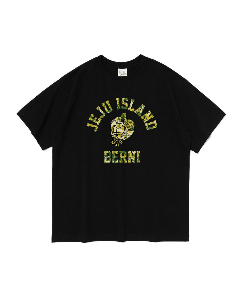 BERNI Jeju Emblem Graphic Short Sleeve T-Shirt (Black)