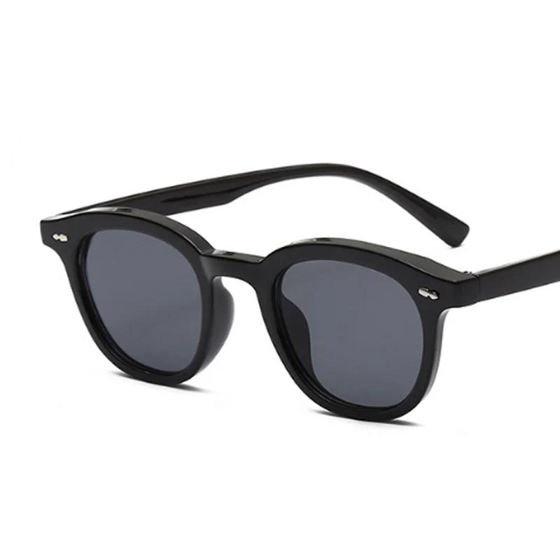 Round Vintage Sunglasses Woman Brand Designer Retro Rivet Sun Glasses Female Fashion Black Mirror Small Frame