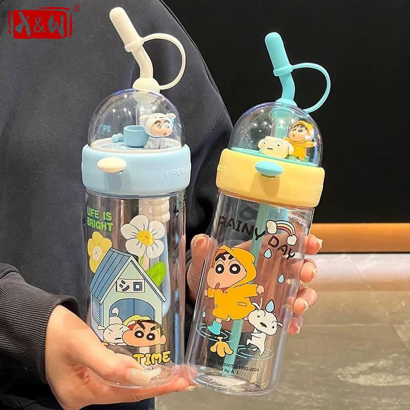 X&W Crayon Shin-Chan Plastic Water Bottle Transparent Straw Cup with Creative Toy Lid Summer Milk Tea Juice Water Cup for Kids