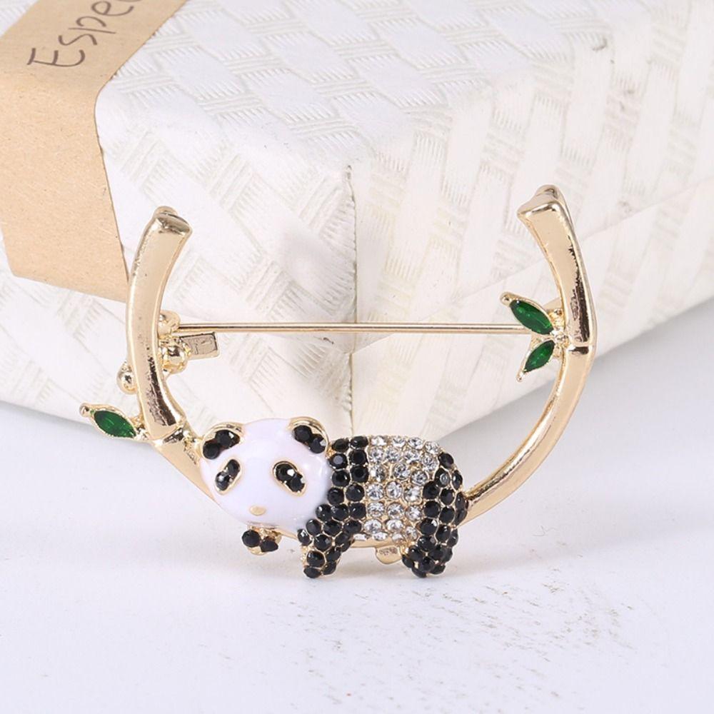 

Oil Dripping Crystal Panda Brooches Anti-glare Cute Coat Decoration