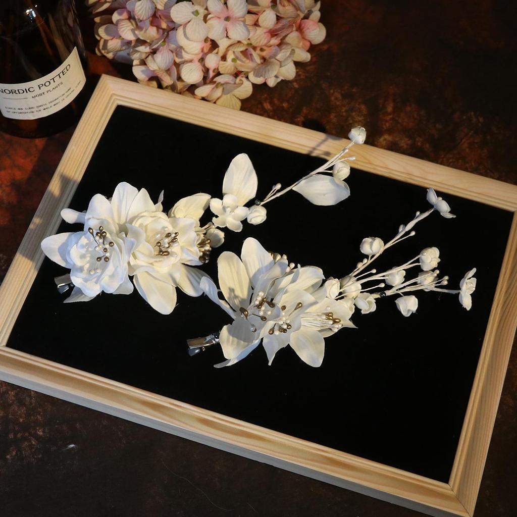 Handmade Forest-Inspired Bridal Flower Hairpins: Elegant Korean Wedding Accessories