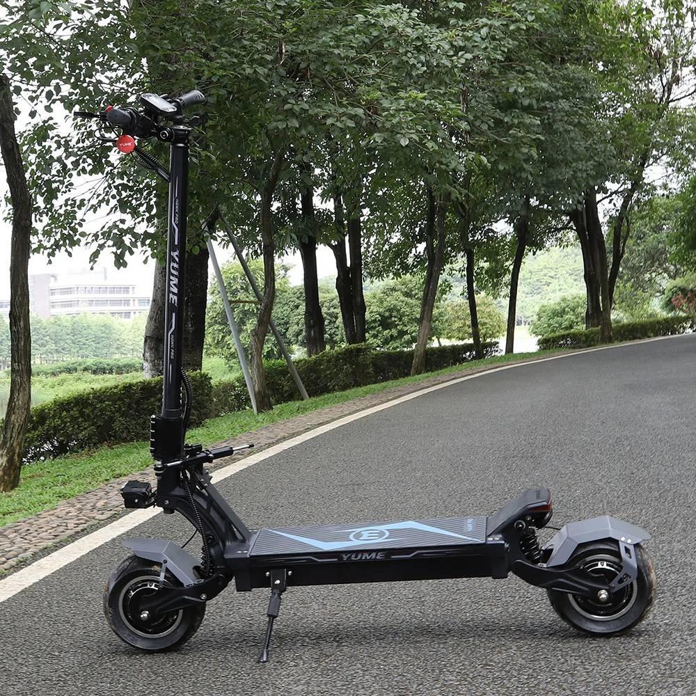 YUME HAWK Electric Scooter 10x3.15" Tubeless All-terrain Tire 1200W*2 Motor 60V 22.5Ah Battery 43mph Max Speed 43miles Max Range