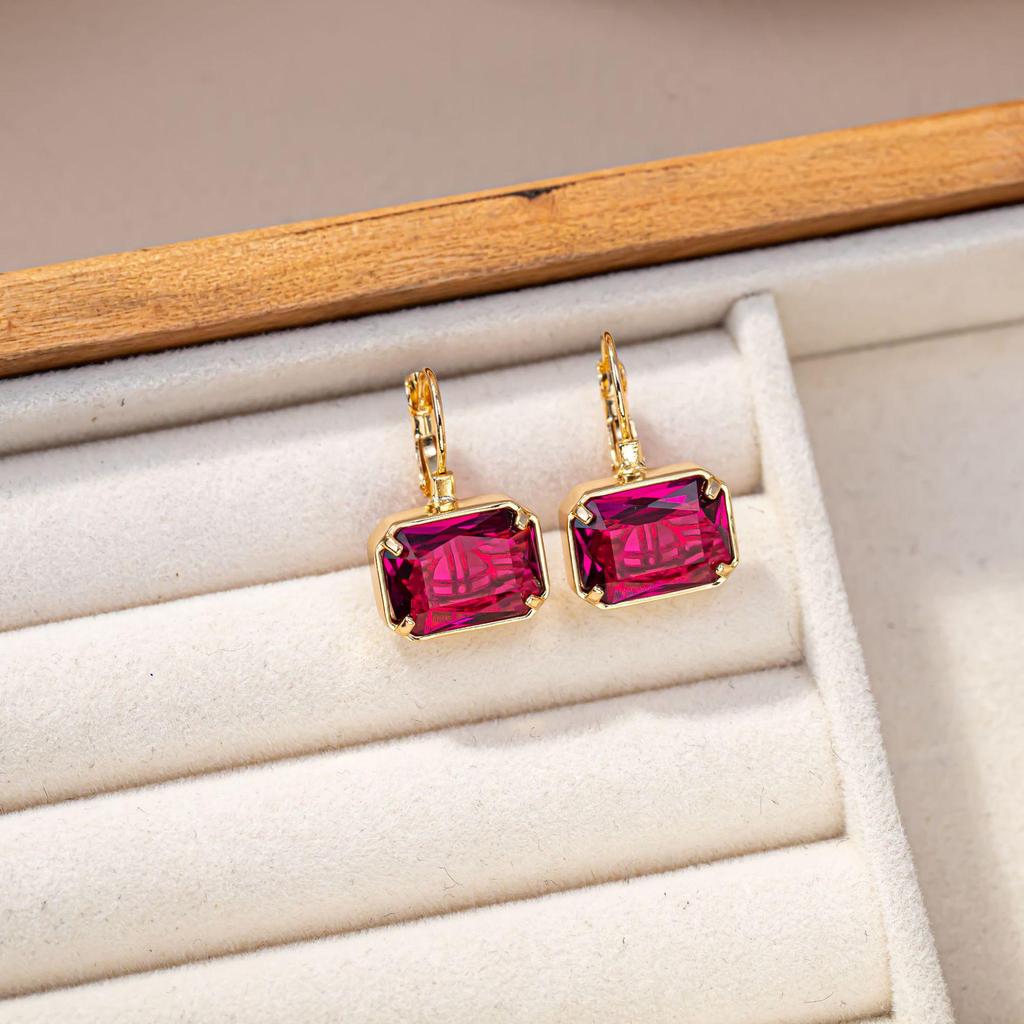 Japanese Korean Crystal Zircon Square Earrings: Luxurious, Shiny, Versatile, and Exquisite Fashion Jewelry.