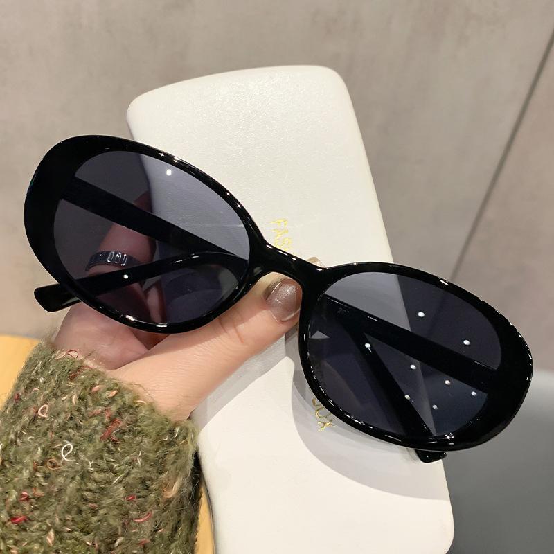 Retro oval full-frame sunglasses women's new trendy UV-proof driving sunglasses high-end personalized glasses