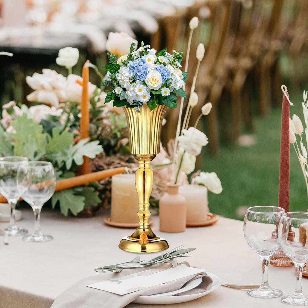 Decorative Flower Vase, Floral Arrangements, Luxurious Elegant Gold Metal Vase for Living Room,