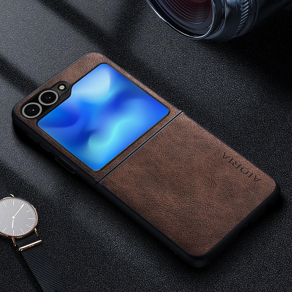 

Премиальный кожаный чехол для телефона Samsung Galaxy Z Flip 6 в стиле ретро, деловой стиль, однотонный чехол For Galaxy Z Flip6 кофейный