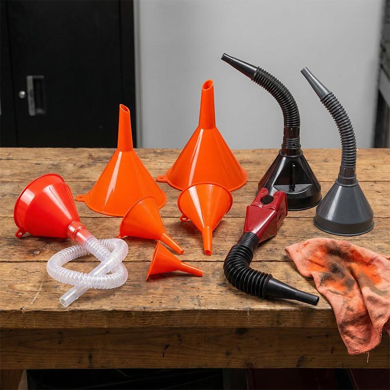 8-Pieces Car Plastic Funnel Set, Wide-Mouth Fuel And Oil Multi-Purpose Flexible Right-Angle Funnel, For Coolant And Oil 8Pcs Set