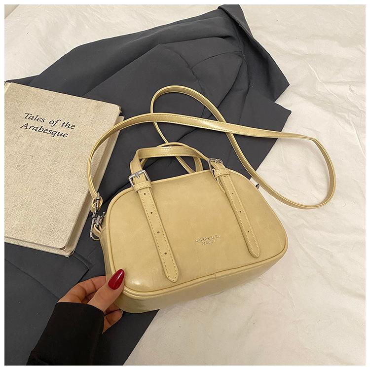 Premium sense small bag women's 2025 new spring and summer versatile oblique span bag handbag pillow bag small square bag