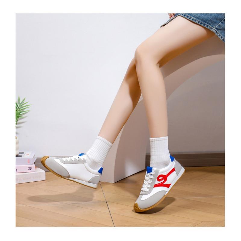 Atmungsaktive Damenschuhe, Damen-Freizeitschuhe mit niedrigem Schaft, Board-Schuhe, Schwammschuhe mit dicker Sohle