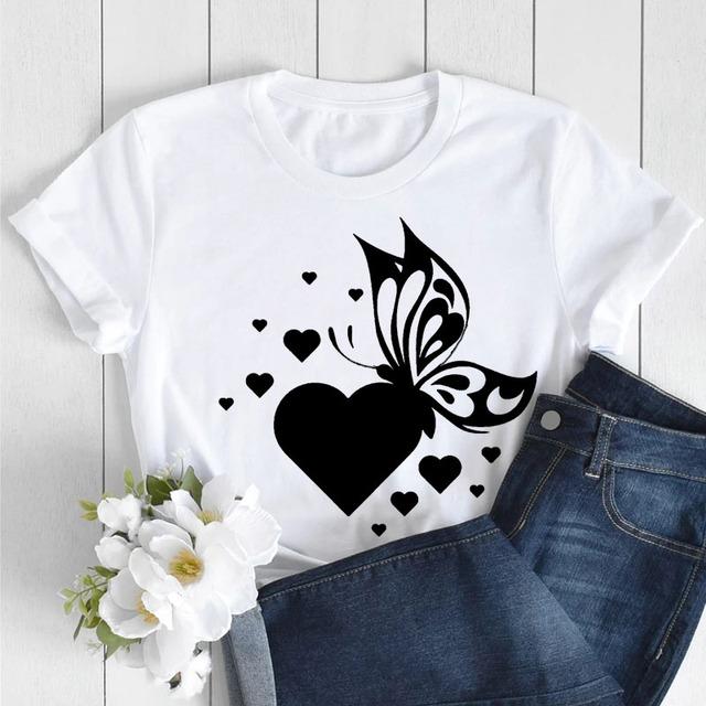 Butterfly Love Heart Print T Shirt Women Fashion Black T Shirt Female Short Sleeve Cute Graphic Tee Shirts Ladies Summer Tops