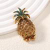 European and American Retro Fruit Brooch, High-end Alloy Diamond Inlaid Pineapple Chest Flower, Pin, Anti Glare Buckle, Clothing Accessories