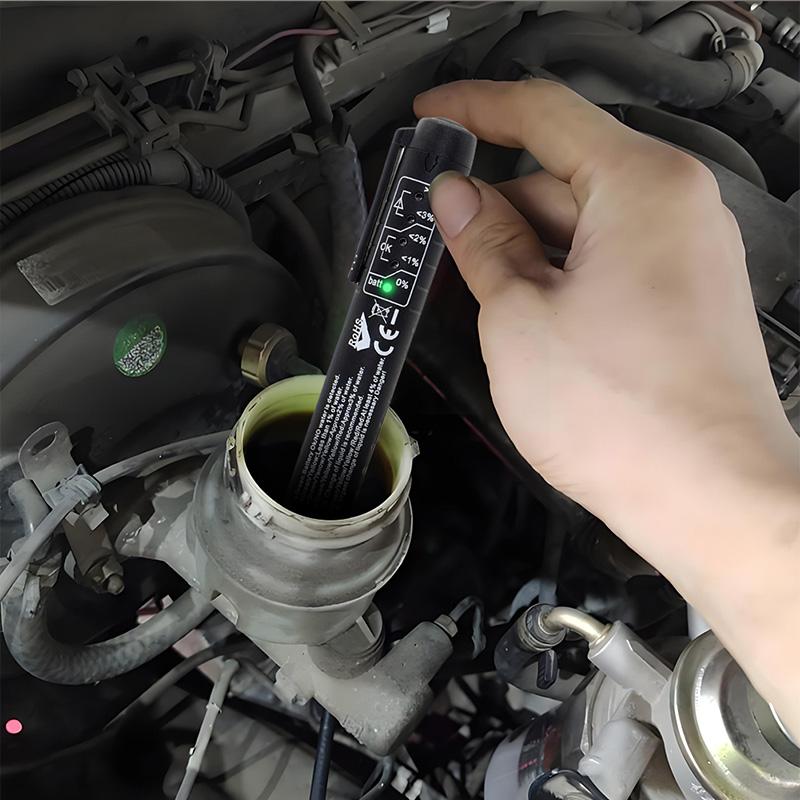 Liquid Testing Pen Car Vehicle Auto Testing Tool Accurate Oil Quality Diagnostic Tool LED Indicator Automotive Brake Oil Tester