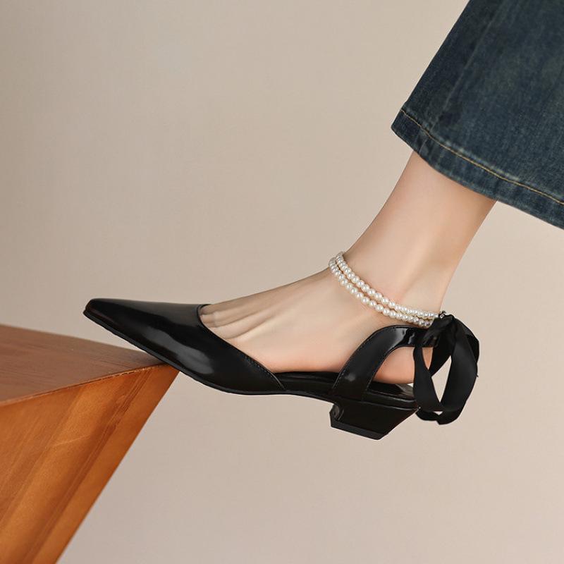 

Новые удобные остроносые сандалии на плоской подошве, низкий каблук, резиновая подошва, обувь больших размеров, повседневные сандалии с закрытым мыском, сандалии с бисером, пустые сандалии 43 чёрный