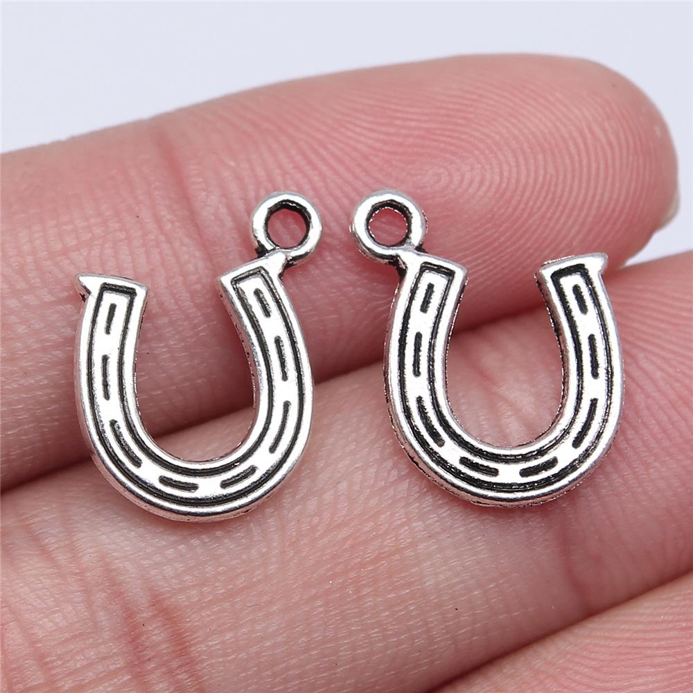 20pcs Charms Lucky Horseshoe Good Luck Antique Bronze Silver Color Pendants DIY Findings Tibetan Jewelry Craft