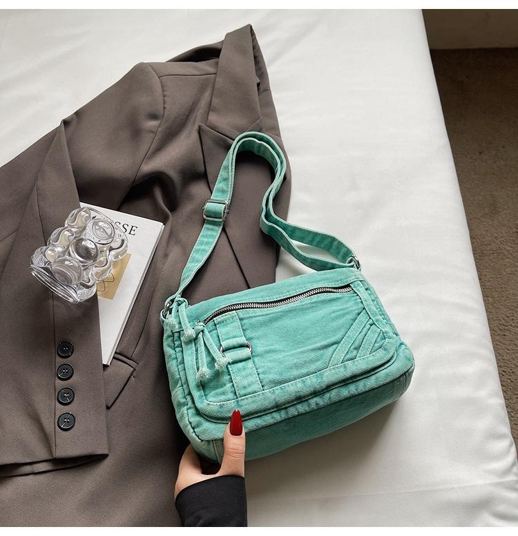 

Ретро джинсовая сумка через плечо 2025 новая трендовая женская сумка большой вместимости повседневная и легкая универсальная сумка-мессенджер маленькая квадратная сумка зелёный