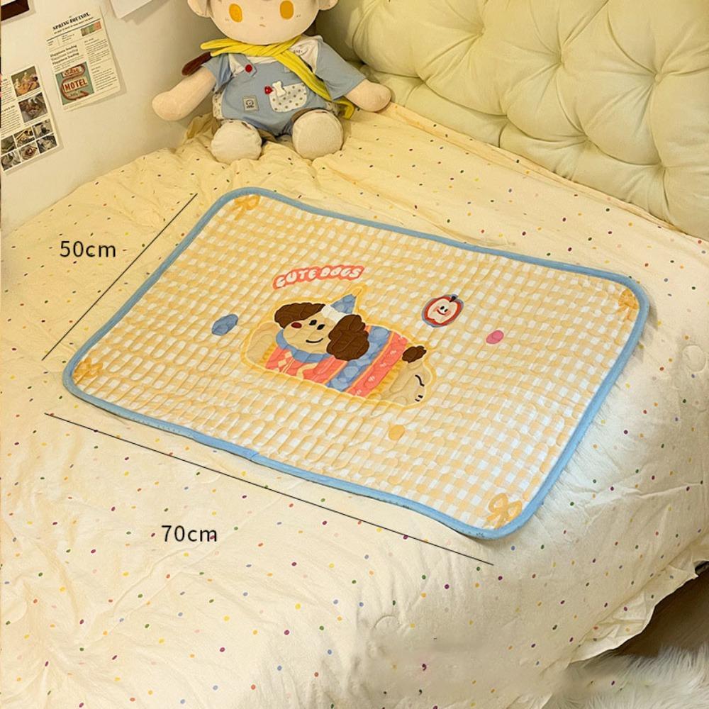 

Non-Slip Baby Urine Mat Dopamine Puppy Menstrual Pad Cute Maternity Pad Yellow-S