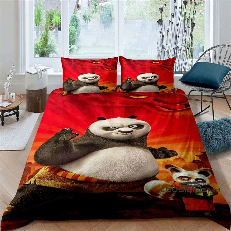 Das Bettwäsche-Set mit "Kung Fu Panda"-Aufdruck enthält einen Bettbezug und zwei Kissenbezüge und bietet Ihnen ein luxuriöses und komfortables