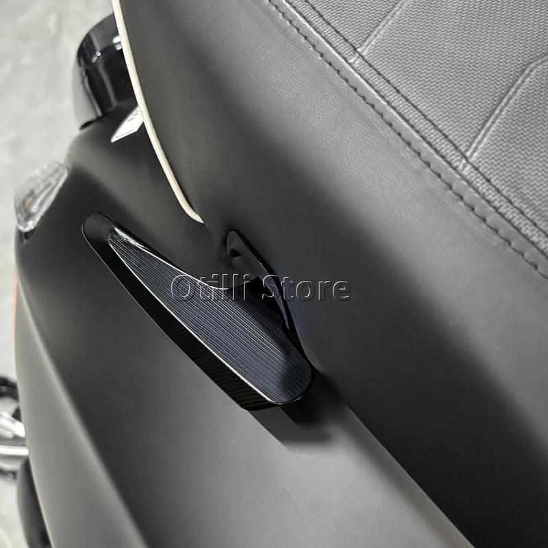 Motorcycle Tail Armrest CNC Rear Passenger Handle Thickened Grab Bar Armrest Black For Vespa Sprint Primavera 150 GTS300 GTV300