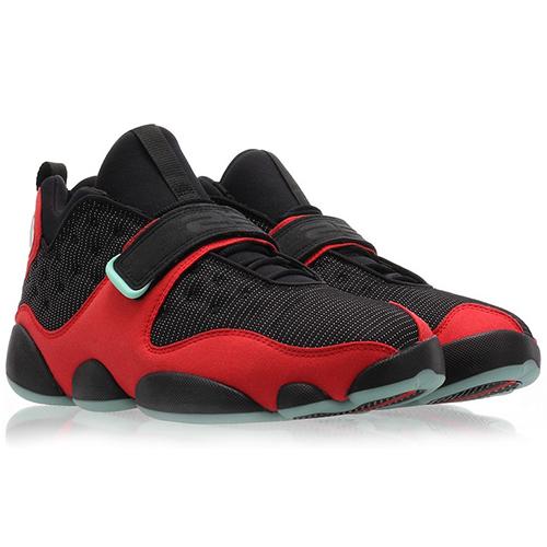Jordan Black Cat Bred AR0772-006